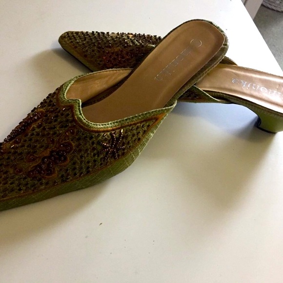 Beaded backless slings with kitten heel - Picture 5 of 7